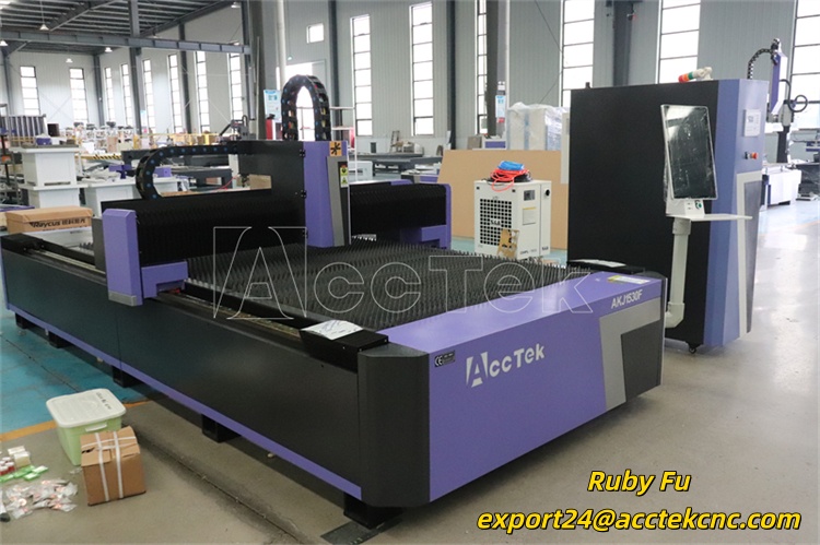 CNC 1500W Sheet Metal Fiber La - Industrial Laser Cutting Machine Price recension och pris