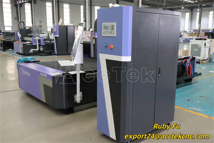 CNC 1500W Sheet Metal Fiber La - Industrial Laser Cutting Machine Price recension och pris