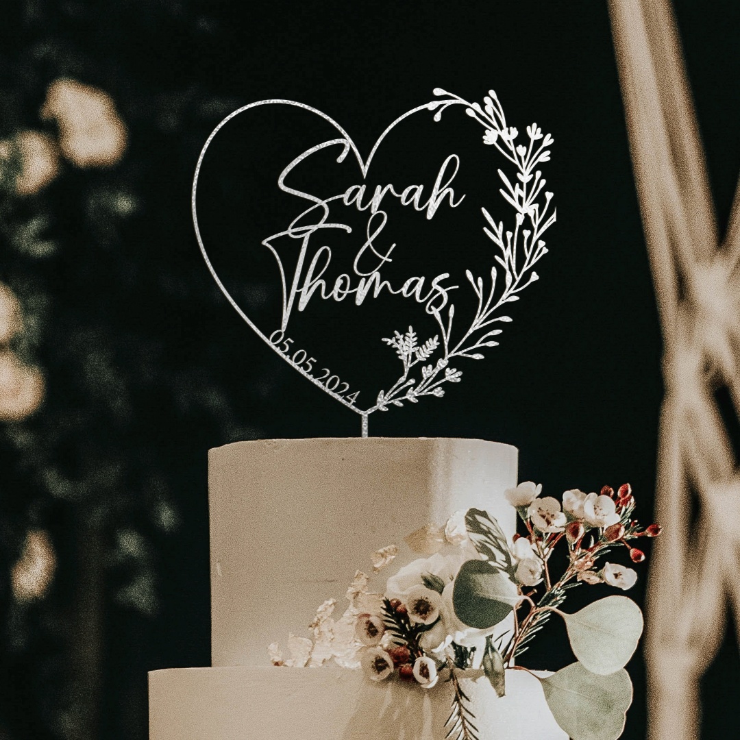 Gold Cake Topper with Heart, H - Industrial Laser Power recension och pris