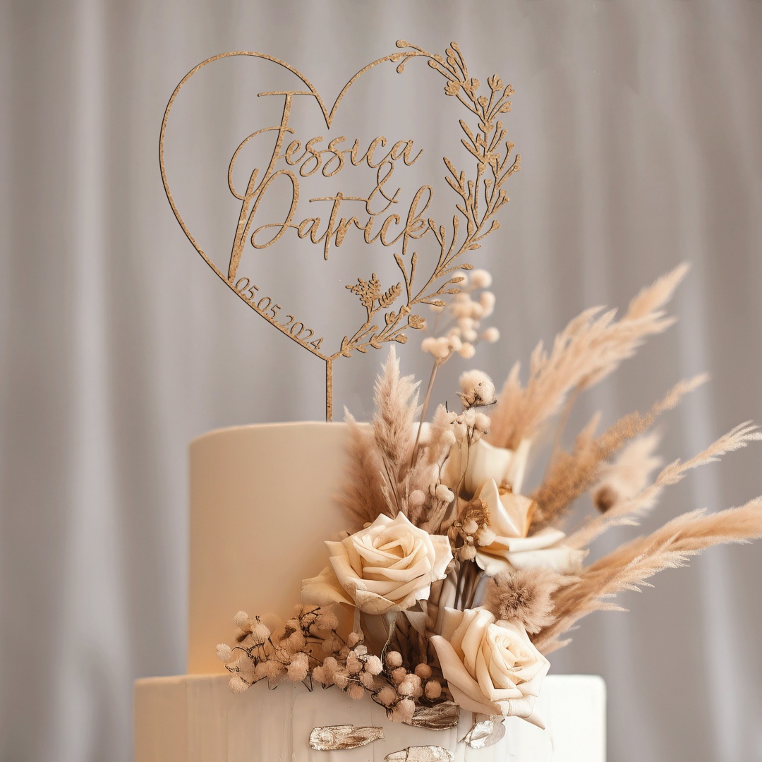Gold Cake Topper with Heart, H - Industrial Laser Power recension och pris